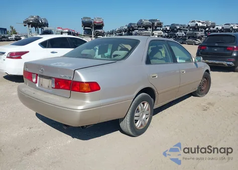 2000 Toyota Camry Le из США, поврежденный, VIN 4T1BG22K7YU957868